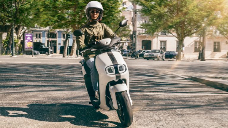Yamaha NEO's: le immagini