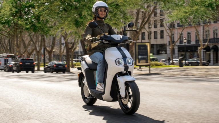 Yamaha NEO's: le immagini