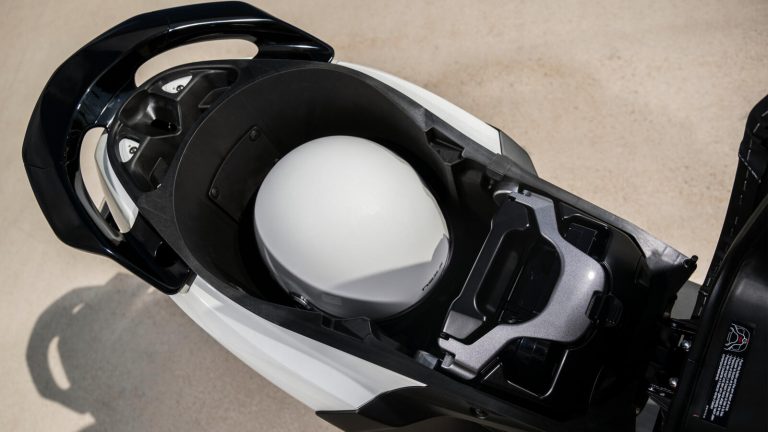 Yamaha NEO's: le immagini