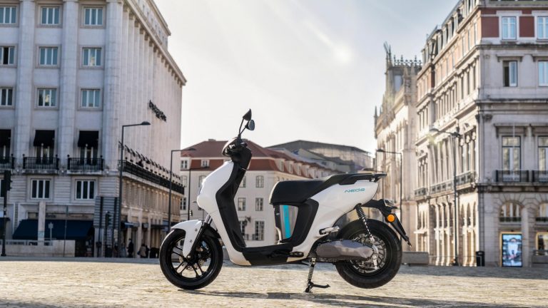 Yamaha NEO's: le immagini