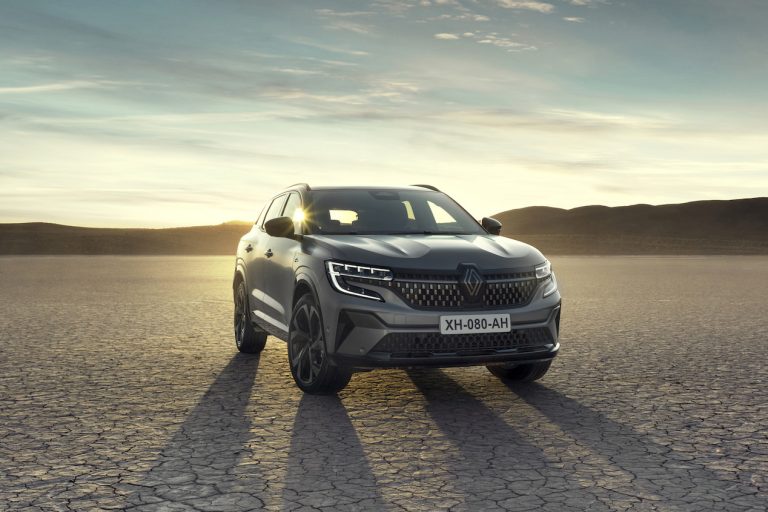 Renault Austral: la sostituta della Kadjar arriva in autunno