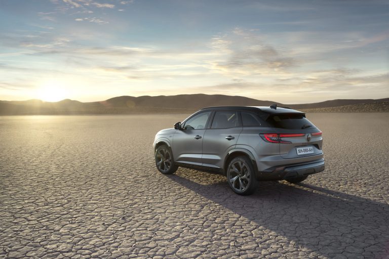 Renault Austral: la sostituta della Kadjar arriva in autunno
