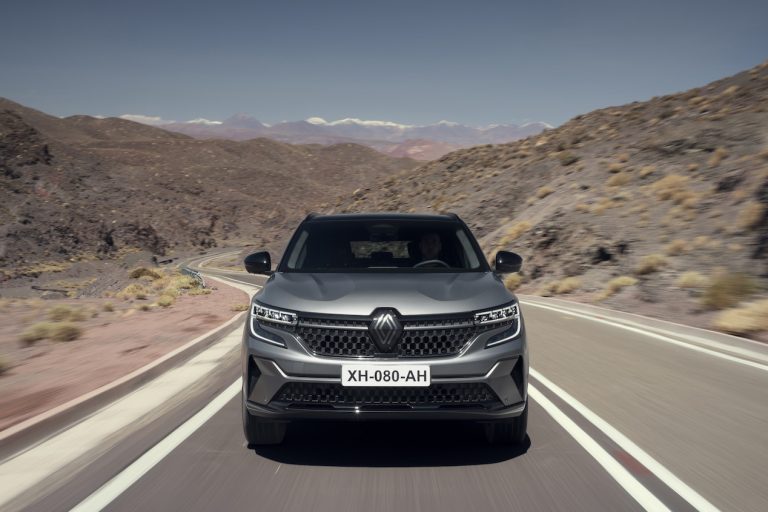 Renault Austral: la sostituta della Kadjar arriva in autunno