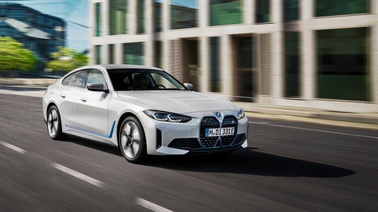 BMW i4: immagini ufficiali