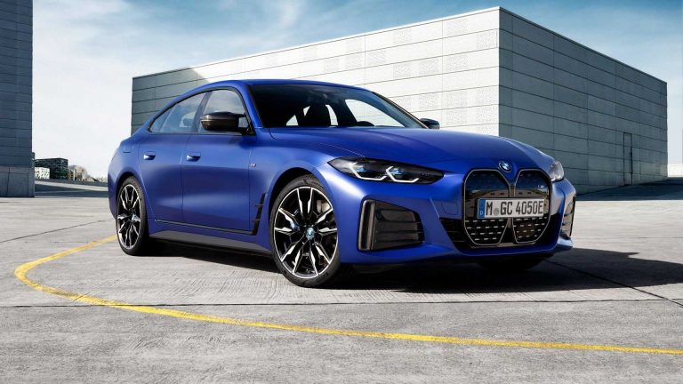 BMW i4: immagini ufficiali