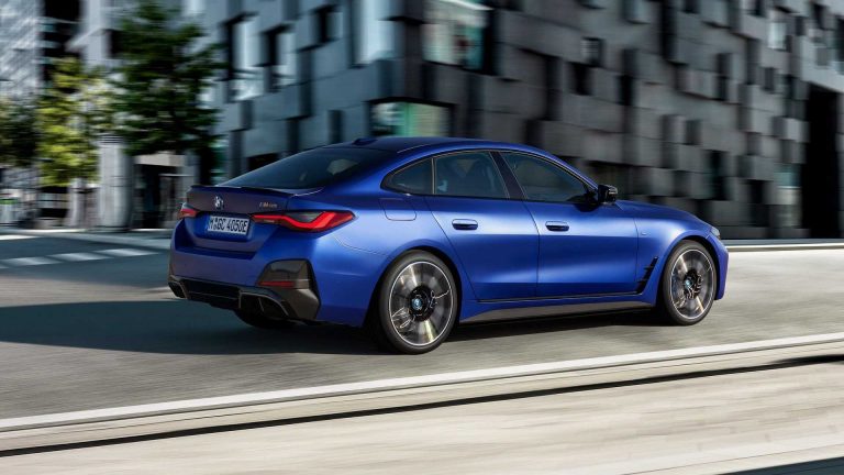 BMW i4: immagini ufficiali