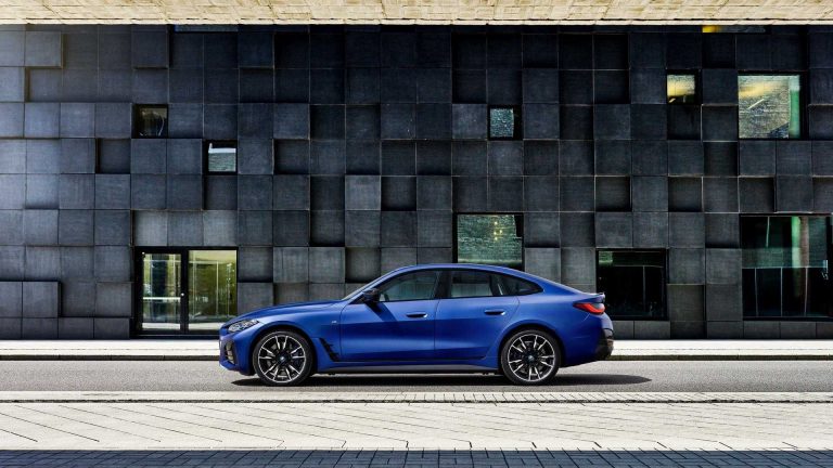 BMW i4: immagini ufficiali