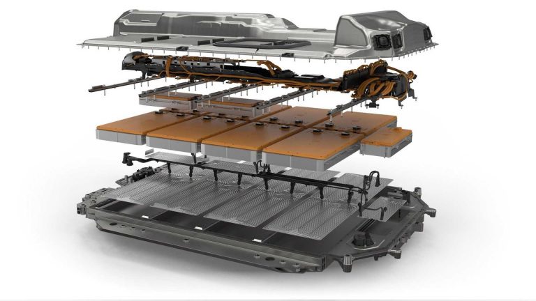 BMW i4: immagini ufficiali