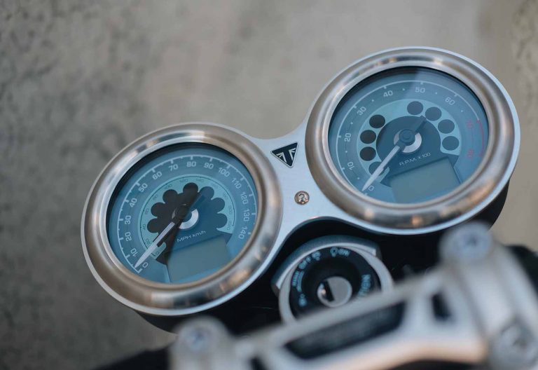 Triumph e Breitling, dalla partnership nasce una serie limitata