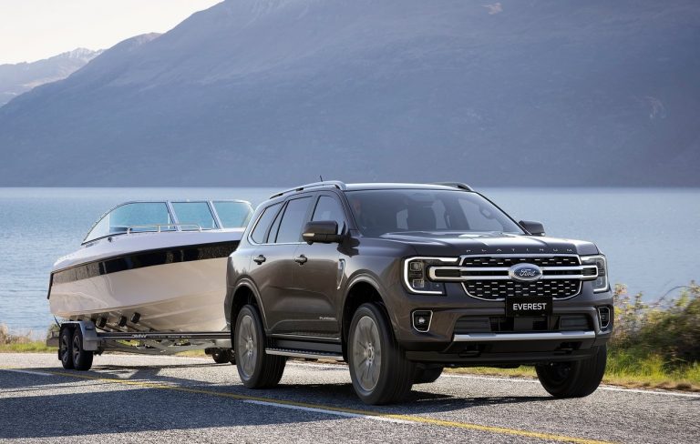 Ford-Everest-2022-