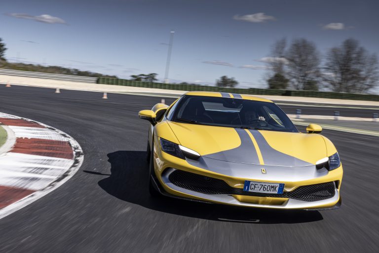 Ferrari 296GTB: l’abbiamo guidata in anteprima