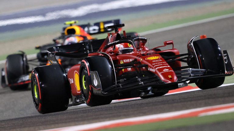 F1 GP del Bahrain 2022: pole position di Leclerc su Ferrari