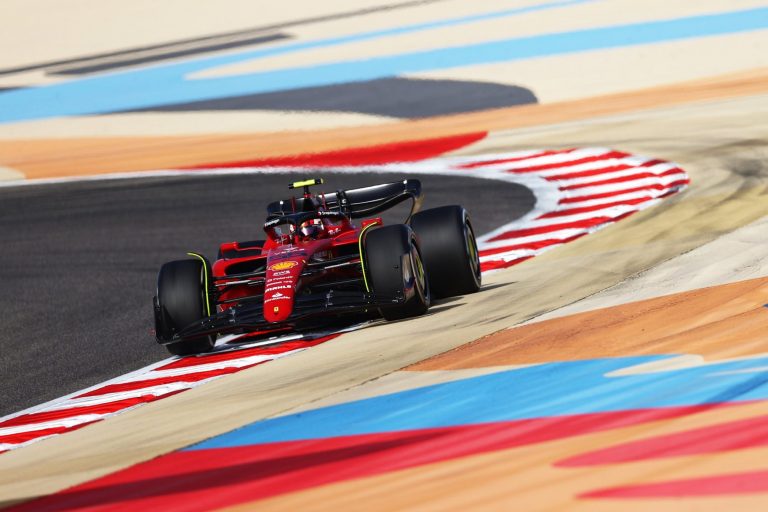F1 GP del Bahrain 2022: pole position di Leclerc su Ferrari