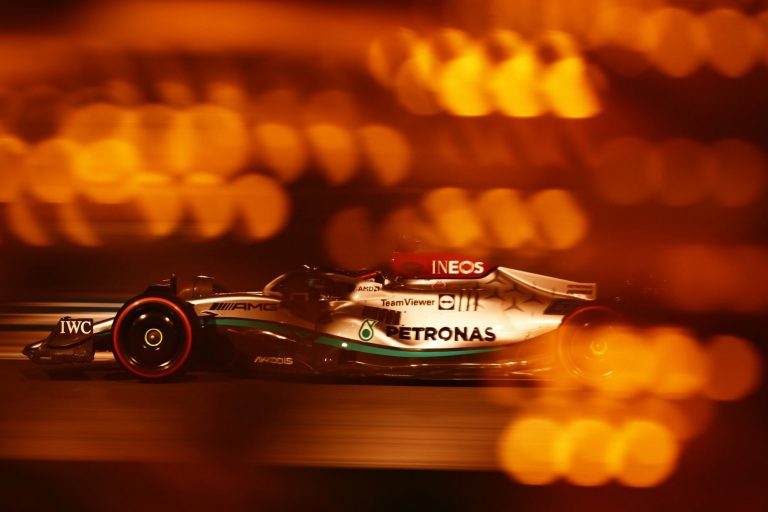 F1 GP del Bahrain 2022: pole position di Leclerc su Ferrari