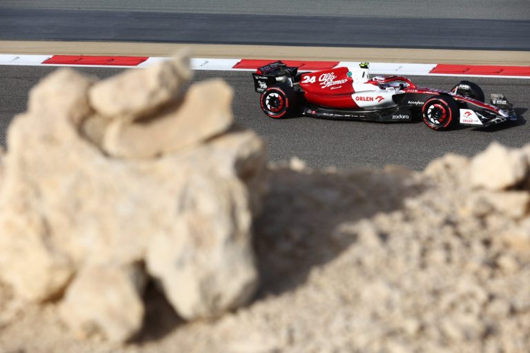 F1 GP del Bahrain 2022: pole position di Leclerc su Ferrari
