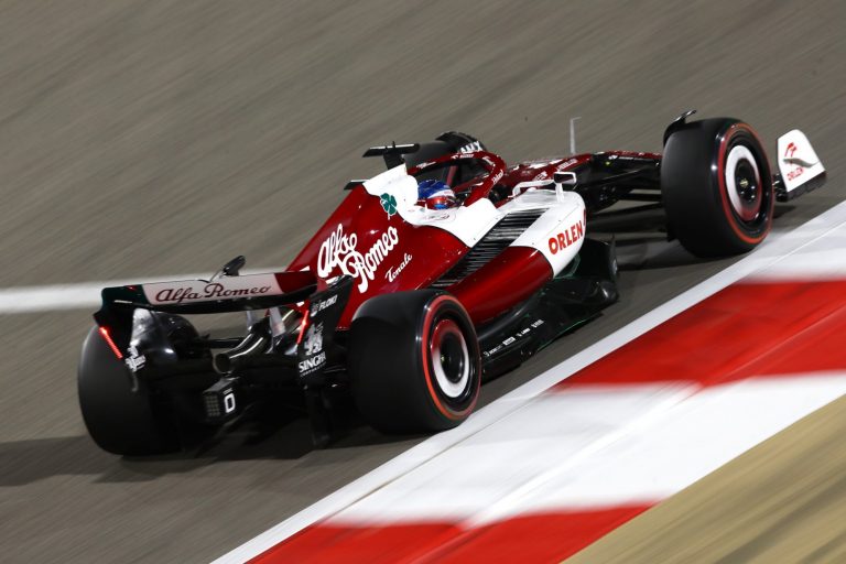 F1 GP del Bahrain 2022: pole position di Leclerc su Ferrari