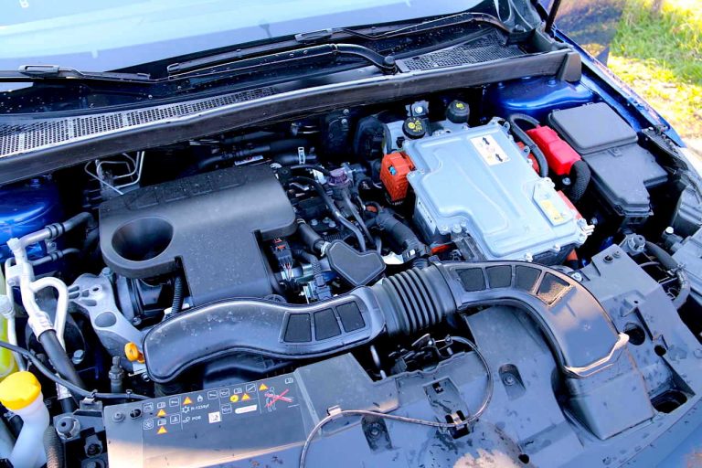 Renault Mégane E-Tech ibrida plug-in: la prova di redazione