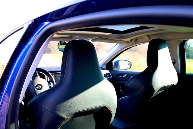 Renault Mégane E-Tech ibrida plug-in: la prova di redazione