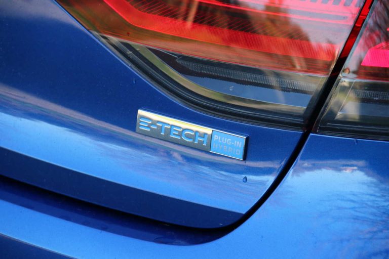Renault Mégane E-Tech ibrida plug-in: la prova di redazione
