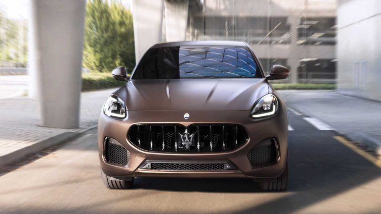 Maserati Grecale: immagini ufficiali
