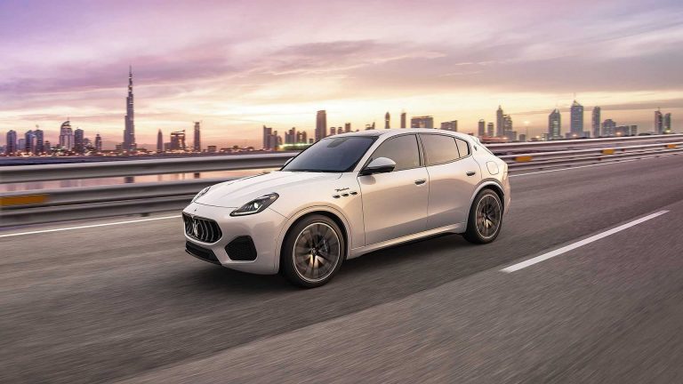 Maserati Grecale: immagini ufficiali