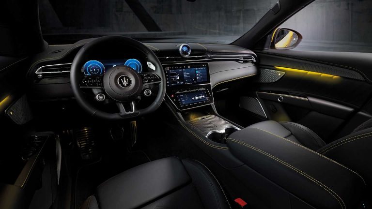 Maserati Grecale: immagini ufficiali