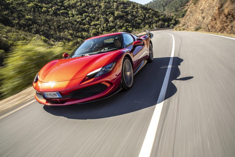 Ferrari 296GTB: l’abbiamo guidata in anteprima