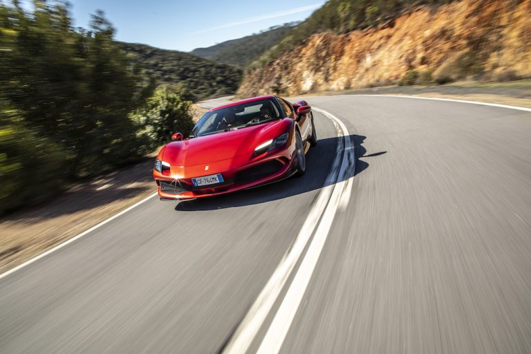 Ferrari 296GTB: l’abbiamo guidata in anteprima