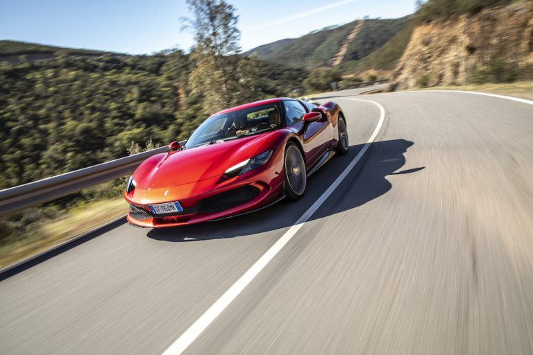 Ferrari 296GTB: l’abbiamo guidata in anteprima