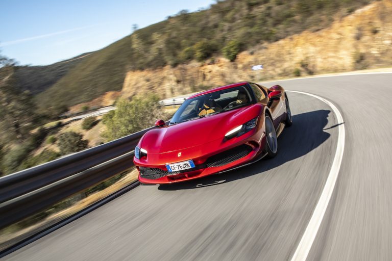 Ferrari 296GTB: l’abbiamo guidata in anteprima