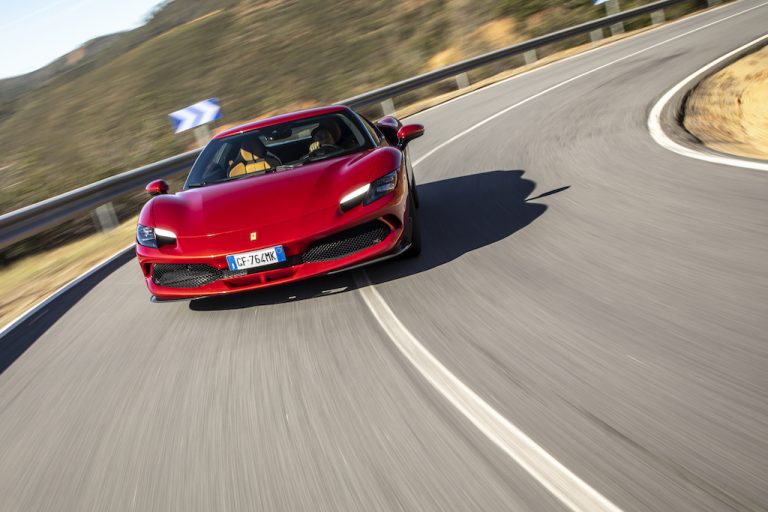 Ferrari 296GTB: l’abbiamo guidata in anteprima