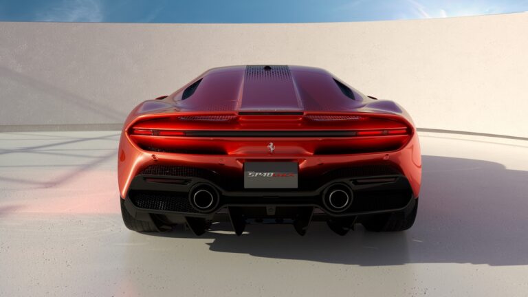 Ferrari SP48 Unica: immagini ufficiali