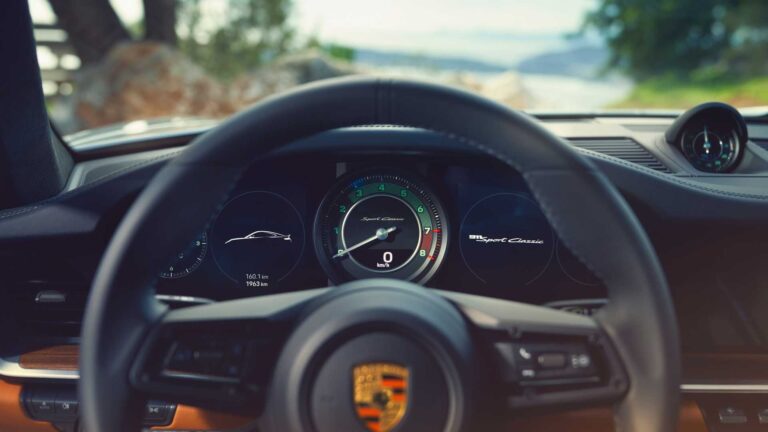 Porsche 911 Sport Classic: immagini ufficiali