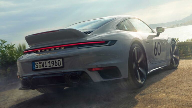 Porsche 911 Sport Classic: immagini ufficiali