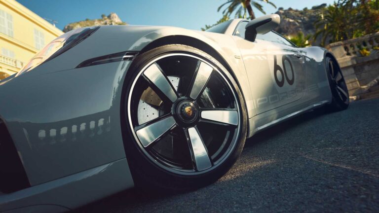 Porsche 911 Sport Classic: immagini ufficiali