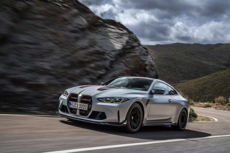 Bmw M4 CSL 2022: immagini ufficiali
