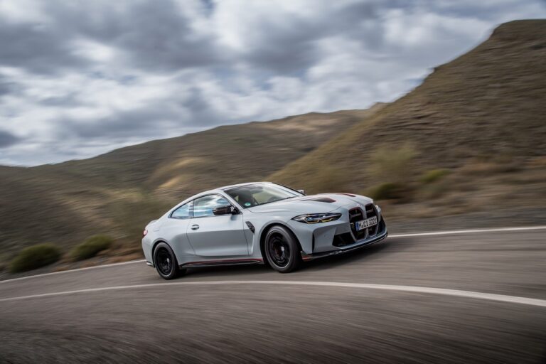 Bmw M4 CSL 2022: immagini ufficiali
