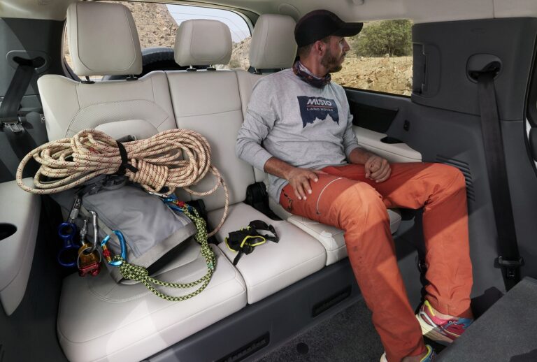 Land Rover Defender 130