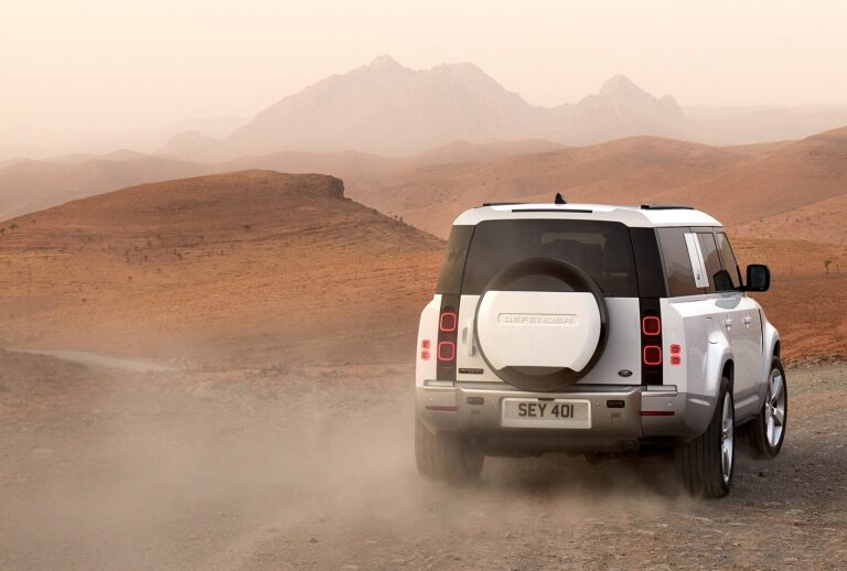 Land Rover Defender 130