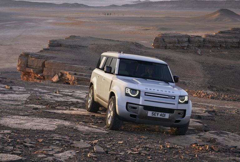 Land Rover Defender 130