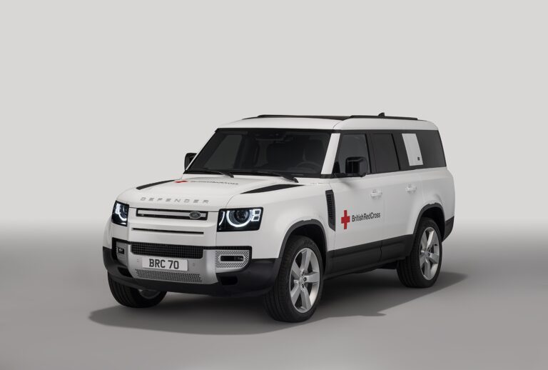 Land Rover Defender 130