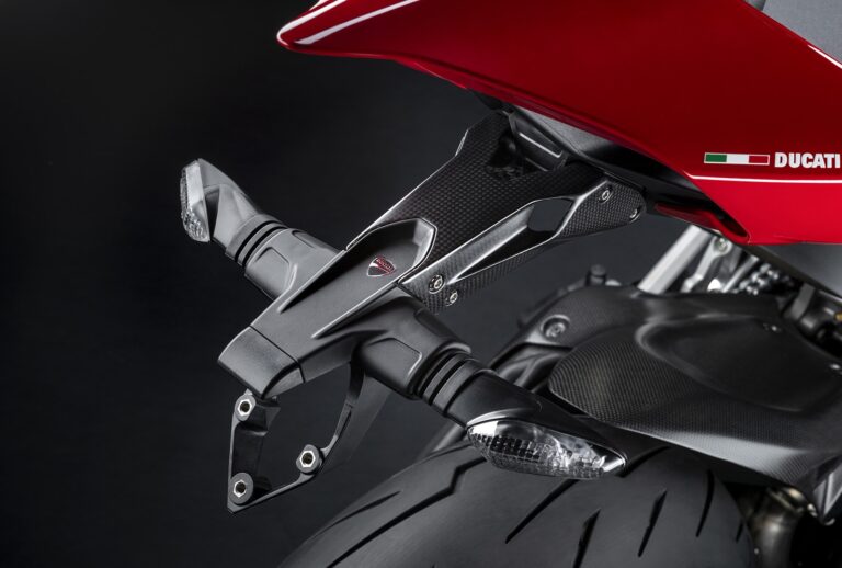 Ducati Streetfighter V2: accessori Performance