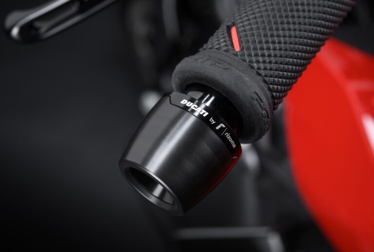 Ducati Streetfighter V2: accessori Performance