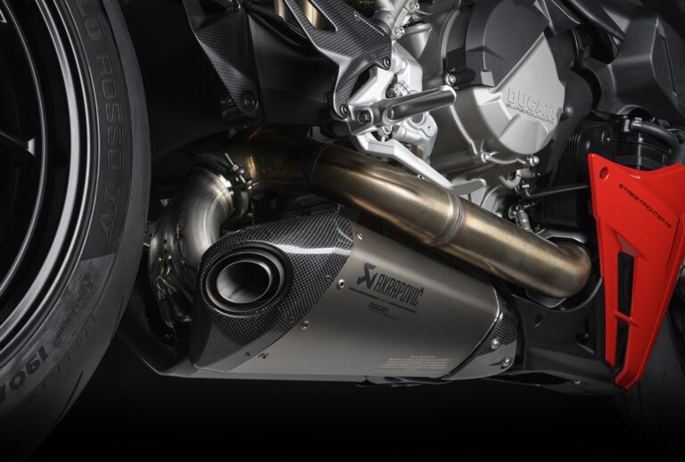 Ducati Streetfighter V2: accessori Performance