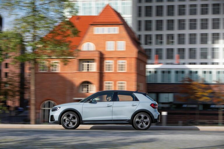 Audi: aggiornamenti per i MY 2023