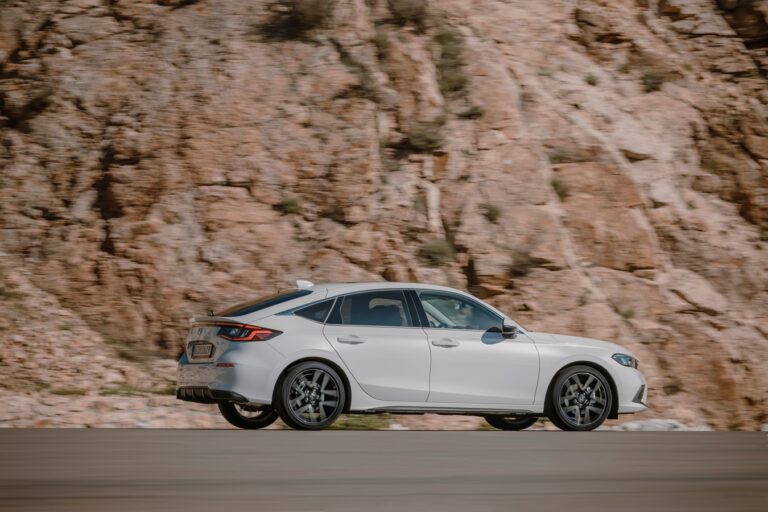 Honda Civic e:HEV: guarda le foto della presentazione internazionale