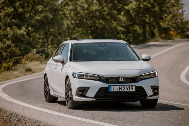 Honda Civic e:HEV: guarda le foto della presentazione internazionale