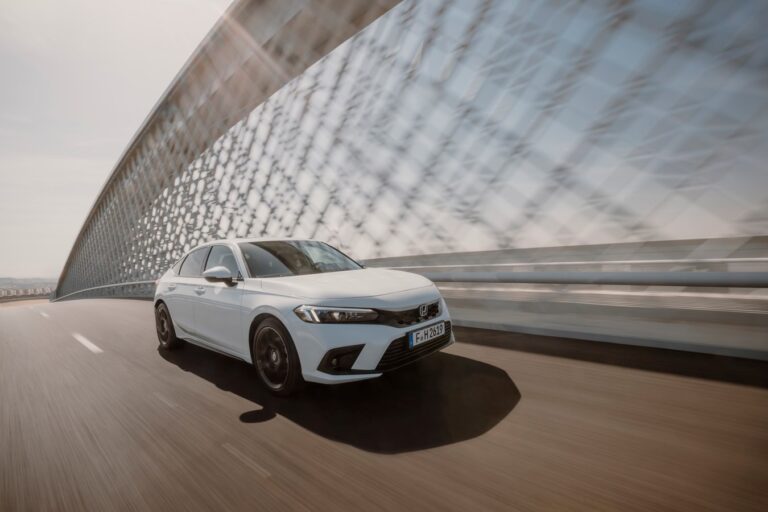 .Honda Civic e:HEV