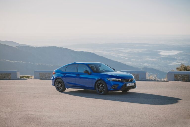 Honda Civic e:HEV: guarda le foto della presentazione internazionale