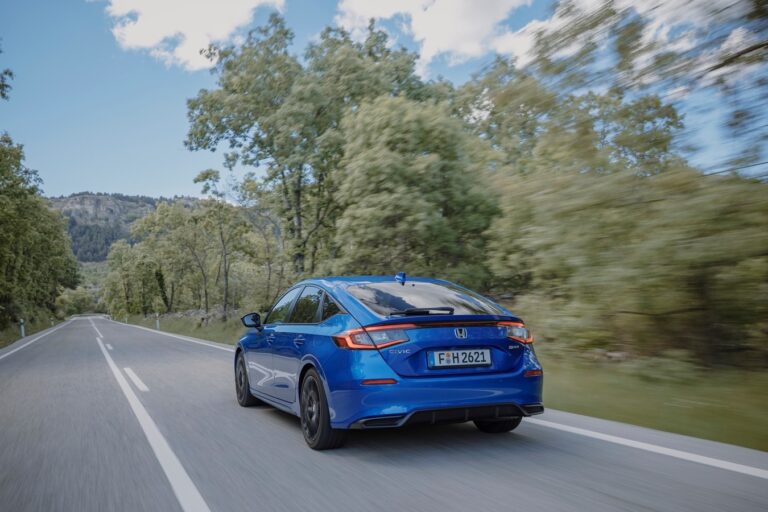 Honda Civic e:HEV: guarda le foto della presentazione internazionale
